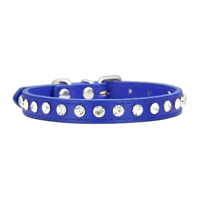 Collier pour Chihuahua bleu en cuir avec des strass / diamants. Tendance, pour offrir confort et sécurité à votre petit chien ou chat