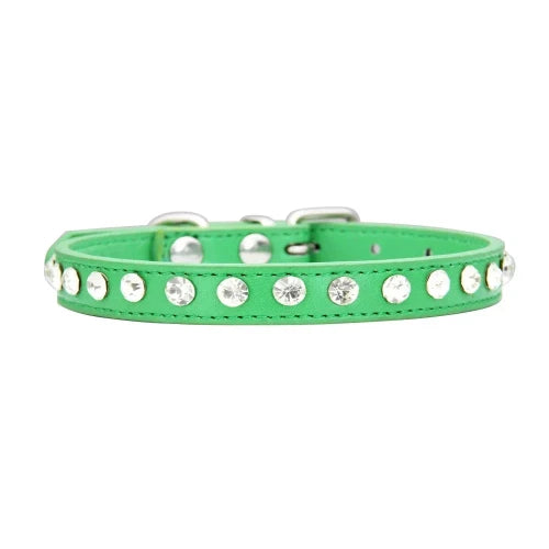 Collier pour Chihuahua vert en cuir avec des strass / diamants. Tendance, pour offrir confort et sécurité à votre petit chien ou chat