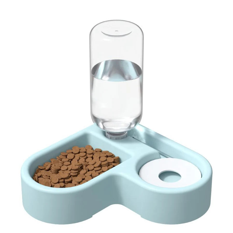 Gamelle double compartiment, automatique. Adaptée à tous les petits chiens et les chats. Vendue sur la boutique Mon Petit Chihuahua. Couleur bleue