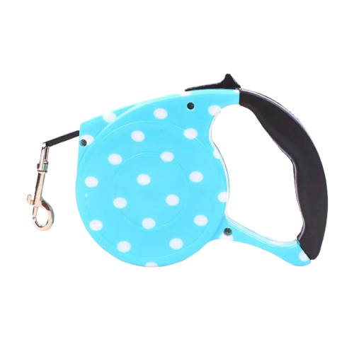 Laisse rétractable bleue à points blancs pour chiens. Pratique, convient aux petits chiens, chihuahuas, ou aux chats. Vendu dans la boutique « Mon Petit Chihuahua »