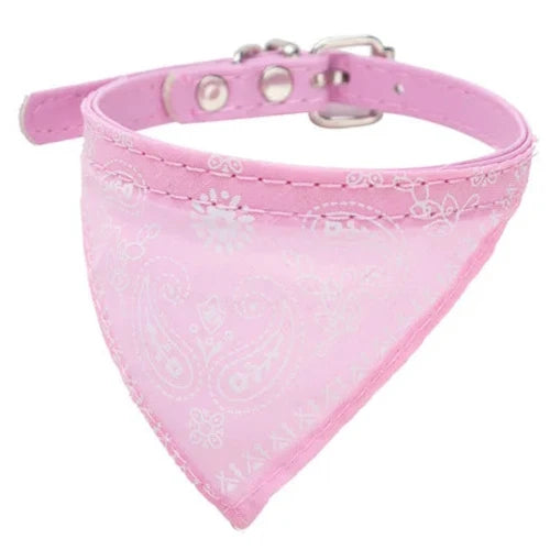 Déguisement Chihuahua : foulard rose clair confortable et tendance, parfait pour les fêtes, évènements, anniversaires ou Halloween – taille parfaite pour les petits chiens
