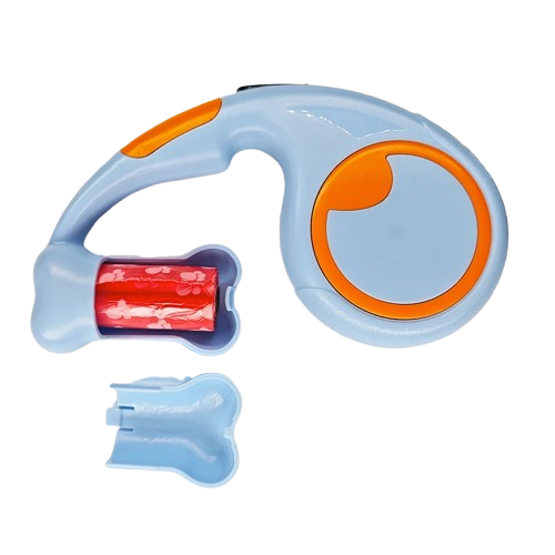 Laisse rétractable bleue pour chiens avec rangement pour sacs poubelle. Pratique, convient aux petits chiens, chihuahuas, ou aux chats. Vendu dans la boutique « Mon Petit Chihuahua »