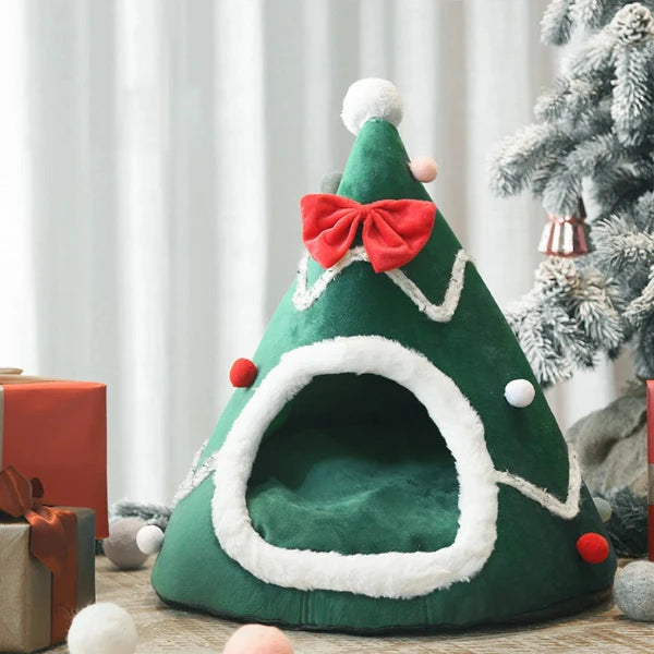 Niche pour Chihuahua en forme de sapin de noĂ«l â Confort maximal, parfait pour les petits chiens ou chats - vue dans le salon