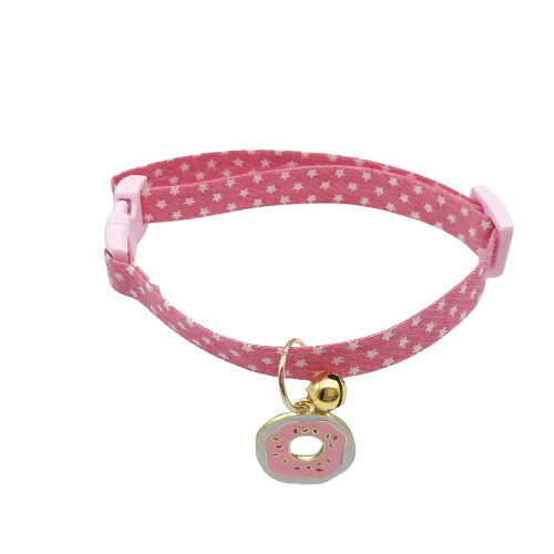 Collier pour Chihuahua rose avec pendentif motif donut. Elégant, pour offrir confort et sécurité à votre petit chien ou chat