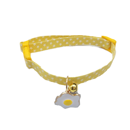 Collier pour Chihuahua jaune avec pendentif motif oeuf. Elégant, pour offrir confort et sécurité à votre petit chien ou chat