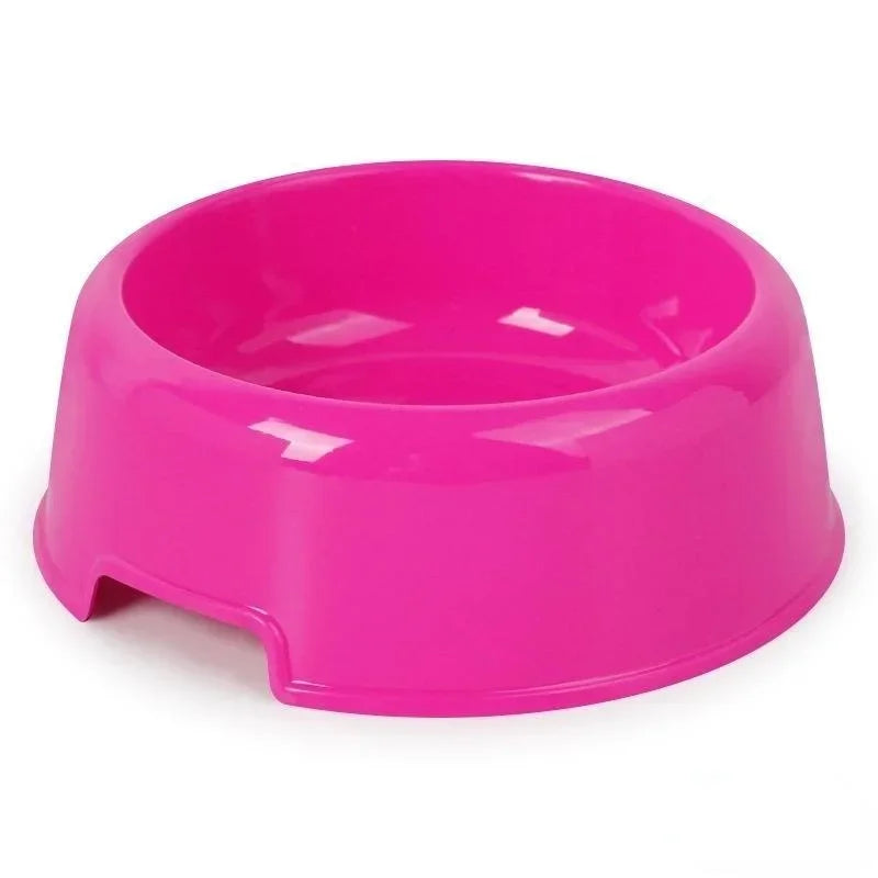 Petite gamelle colorée en plastique. Adaptée à tous les petits chiens et les chats. Vendue sur la boutique Mon Petit Chihuahua. Couleur fushia