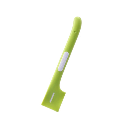 Spatule à pâté colorée, pour racler le fond des boites de conserve. Couleur vert. Adaptée à tous les petits chiens et les chats. Vendue sur la boutique Mon Petit Chihuahua.