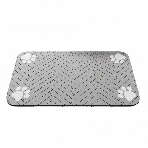 Tapis absorbant rectangulaire pour poser les gamelles de croquettes ou d’eau. Convient à tous les petits chiens et les chats. Vendue sur la boutique Mon Petit Chihuahua. Couleur gris