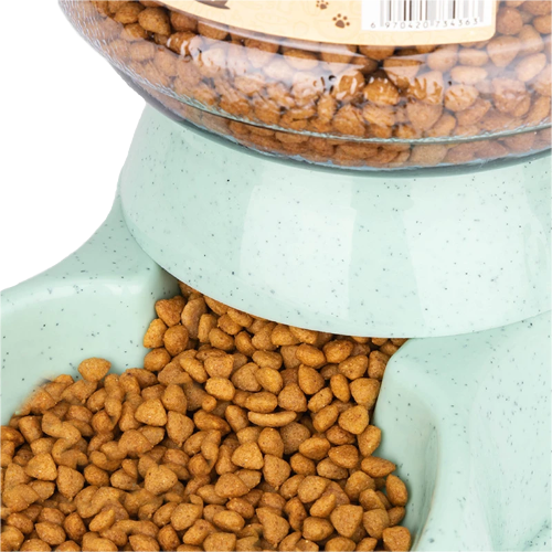 Gamelle distributeur automatique de grande capacité pour l’eau ou les croquettes. Adaptée à tous les petits chiens et les chats. Vendue sur la boutique Mon Petit Chihuahua. Vue zoomé sur le compartiment de croquettes