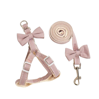 Harnais marron et sa laisse pour Chihuahua avec noeud papillon en relief – pour ajouter du style à votre petit chien ou chat