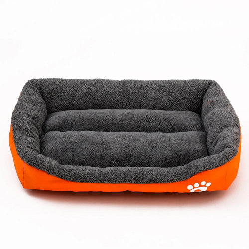 Niche pour Chihuahua : Panière gris et orange – Confort maximal avec intérieur moelleux, parfait pour les petits chiens ou chats
